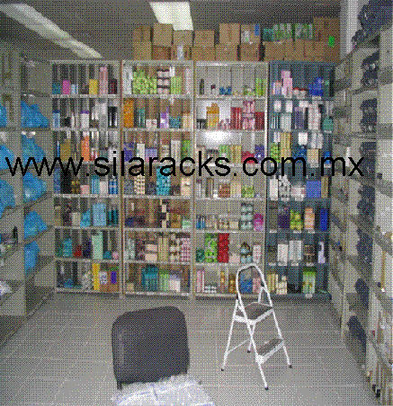 ESTANTERIA PARA CARGAS LIGERAS